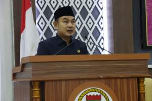 Wabup H. Mad Romli Hadiri Rapat Paripurna Penyampaian Rekomendasi DPRD Terhadap LKPJ Tahun 2022