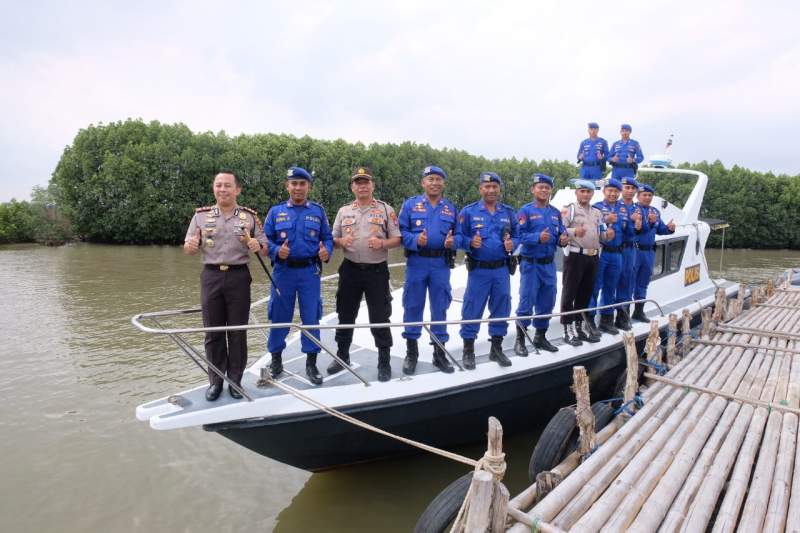 Antisipasi Cuaca Ekstrem, Kapolresta Tangerang Intensifkan Patroli Wilayah Perairan