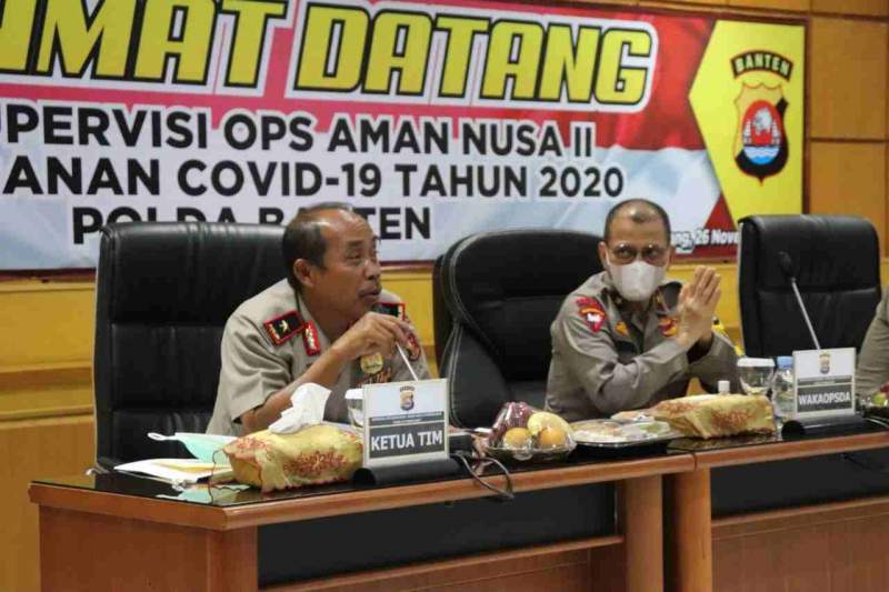 Foto : Ketua Tim Supervisi Mabes Polri Brigjen Pol Drs. Triwarno Atmojo Lakukan Anev Tentang Ops Aman Nusa II Polda Banten Tahun 2020