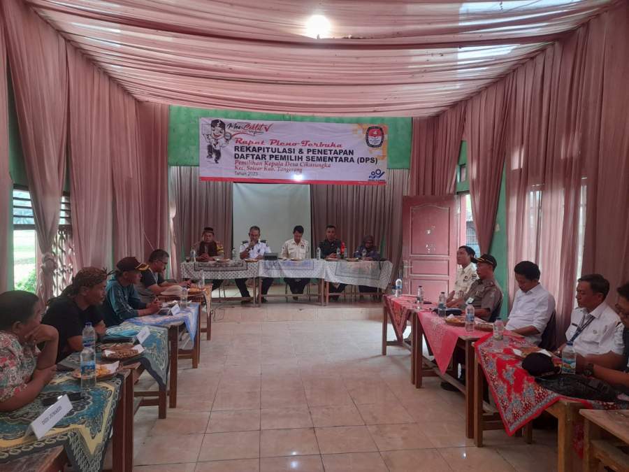 Panitia Pilkades Desa Cikasungka Gelar Rapat Pleno Penetapan DPS