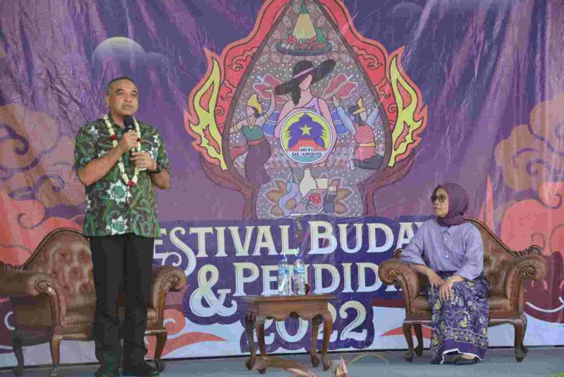 Bupati Zaki Hadiri Festival Budaya dan Pendidikan SMA Negeri 1 Kabupaten Tangerang