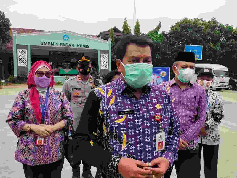 Cegah Penyebaran Covid-19 di Pasar Kemis, Pemkab Tangerang Vaksin 1.557 Pelajar SMP