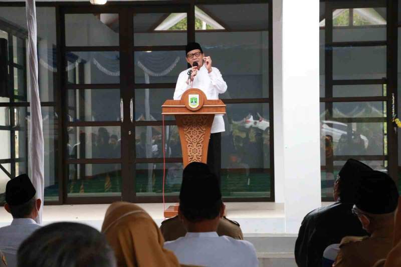 Gubernur WH Resmikan Masjid Rahmatan Lil'alamin Negeri Di Atas Awan Kabupaten Lebak