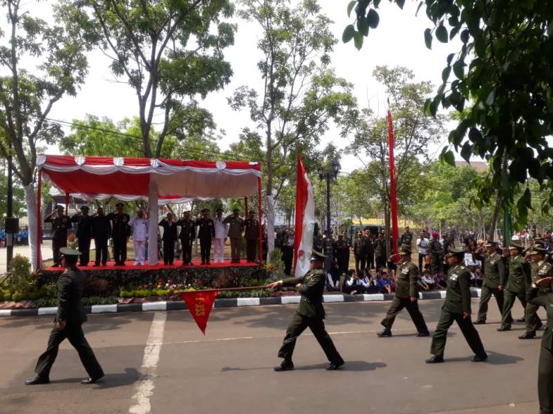 HUT TNI ke 73, Atraksi Prajurit Pukau  Masyarakat Tangerang