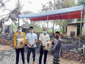 Pasca Kebakaran, Sekertaris Kecamatan Solear Sambangi Pondok Pesantren Al Hidayah Cikuya