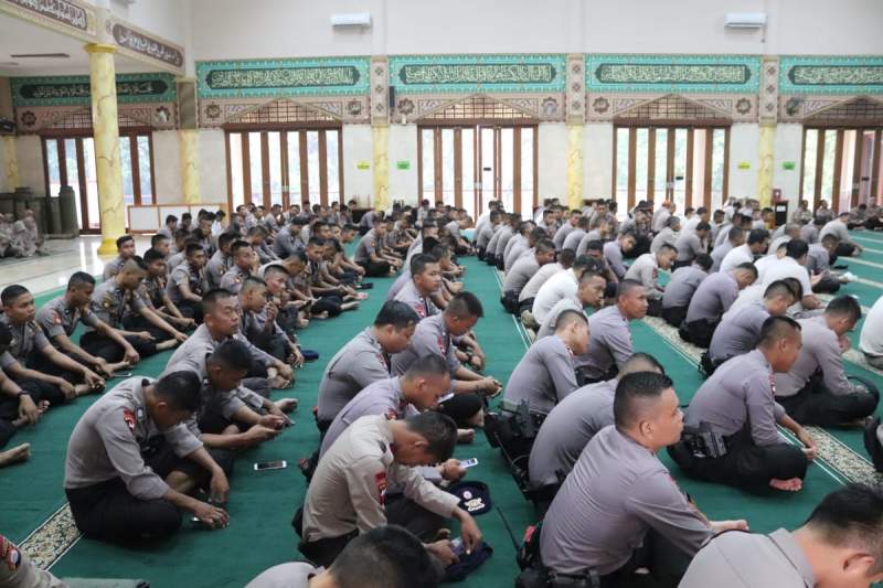 Polda Banten Gelar Dzikir, Khotmil Qur&#039;an dan Doa Bersama Santri Ponpes Riyadhul Muhtadin Taktakan