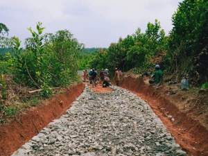 Desa Tapos Realisasikan Program Samisade ke Pembangunan Betonisasi Jalan