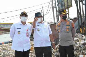 Bupati Zaki Bersama Kapolres Metro Tangerang Kota Tinjau Pos Pantau