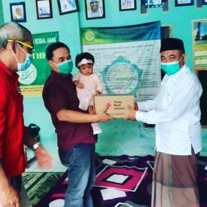 HUT Ke-63 PMI Kabupaten Tangerang  Lakukan Vaksinasi Dosis Kedua dan Berbagi Dengan Anak Yatim