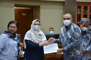 Bupati Zaki Pimpin Rombongan APKASI Ikuti Dengar Pendapat Dengan Komisi IX DPR RI Terkait Tanaga Honorer