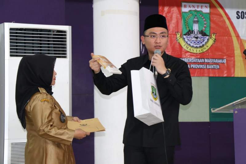 Wagub Banten Buka Sosialisasi Bantuan Keuangan Pemerintah Desa