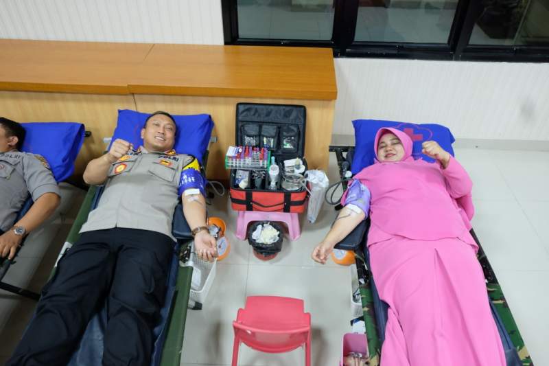 Sambut Hari Bhayangkara, Ratusan Anggota Polresta Tangerang Donor Darah
