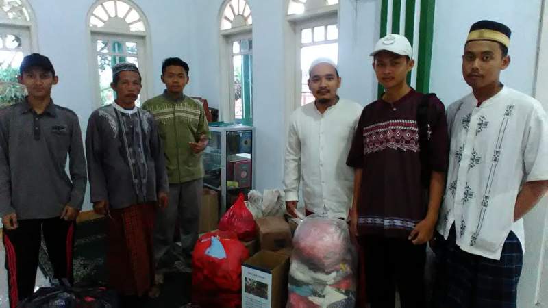 Remaja Masjid Assakinah Galang Dana untuk Korban Tsunami Selat Sunda