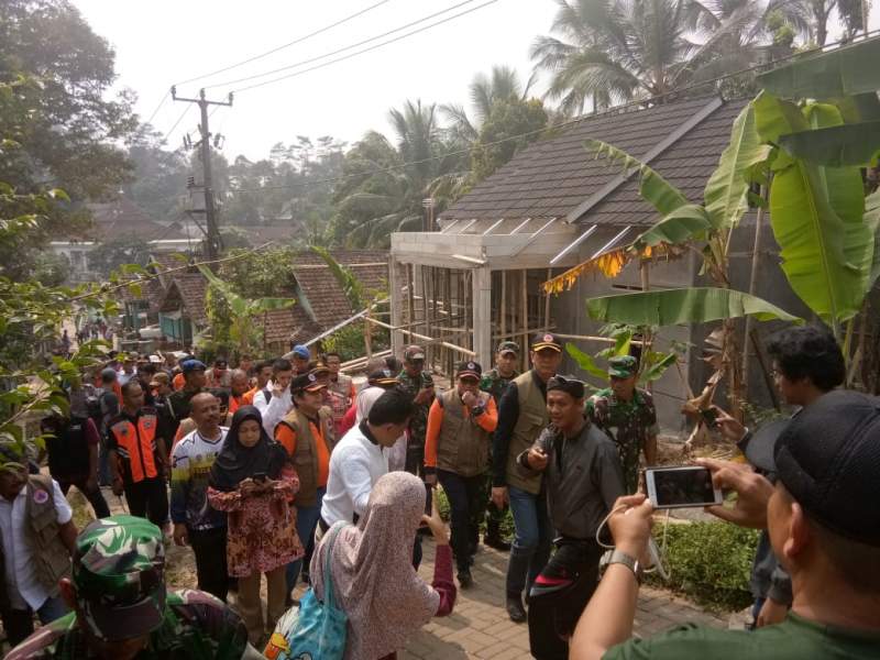 Pasca Gempa Bumi Kembali Goncang Banten, Kepala BNPB Pusat Tinjau Lokasi