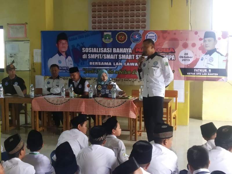 LAN DPD Banten dan LAN DPC Kabupaten Tangerang  Sosialisasikan Bahaya Narkoba di SMPIT/SMAIT Smart Syahida Cikupa