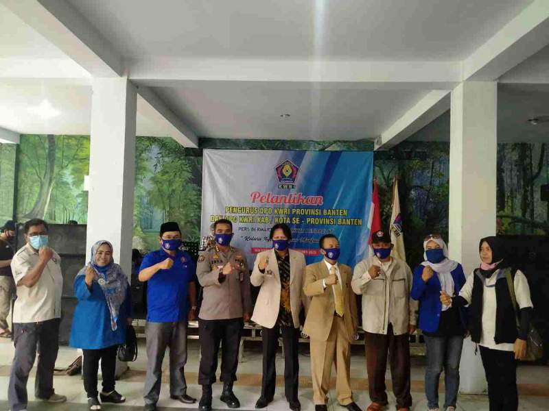 Foto : Kabid Humas Polda Banten Hadiri Pelantikan Pengurus KWRI