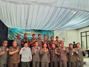 Wujudkan Rasa Syukur, Satpol PP Santuni 100 Anak Yatim di Momen HUT ke-76