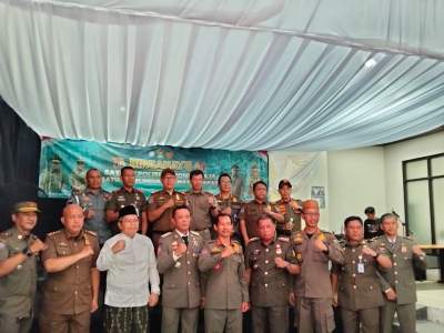 Wujudkan Rasa Syukur, Satpol PP Santuni 100 Anak Yatim di Momen HUT ke-76