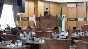 Rapat Paripurna DPRD Kab. OKU Usulkan Johan Anuar Sebagai Plt Bupati