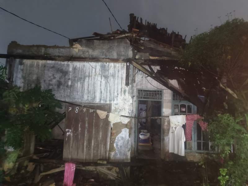 Naas, Ibu Sebatang Kara Jadi Korban Rumah Rubuh
