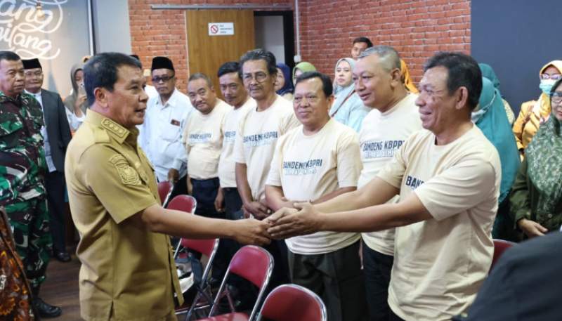 Bupati Tangerang Terima Tim Verifikasi Lapangan Lomba Kelompok KB Pria Tingkat Nasional 2025