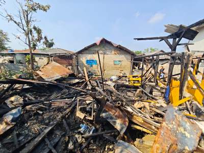 Dinas Sosial Kota Tangerang Salurkan Bantuan untuk Dua Keluarga Korban Kebakaran di kontrakan Suka asih