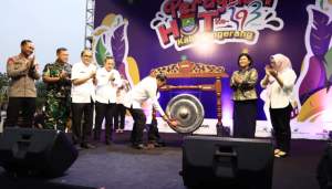 Semarak HUT Kabupaten Tangerang, Bupati Resmikan Pergelaran Seni dan UMKM