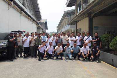 Kesbangpol Kota Tangerang Perkuat Pengawasan WNA, 14 Warga Asing Diperiksa di Perusahaan