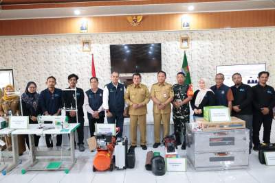 Bupati Tangerang Serahkan Peralatan Usaha WUB, Dorong Kemandirian dan Penyerapan Tenaga Kerja