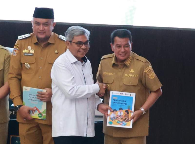 Bupati Tangerang Hadiri Peluncuran Buku Panduan dan Bahan Ajar Pendidikan Anti Korupsi