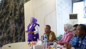 Dari Desa Tegal Kunir Kidul untuk Indonesia: Kisah Erna Yanti, Kader Posyandu Berprestasi Asal Mauk