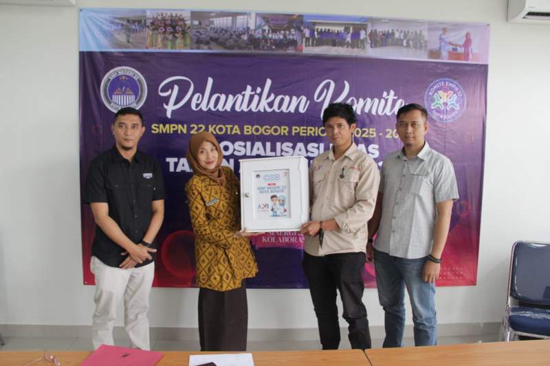 Dikukuhkan, Komite SMPN 22 Kota Bogor Gandeng PT AKB Maksimalkan Program CSR