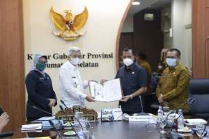 PLH Bupati OKU Hadiri Rapat Usulan Bantuan Keuangan Kabupaten/Kota Bersumber APBD Provinsi Sumsel Tahun Anggaran 2022