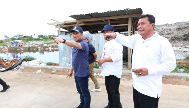 Bupati Tangerang Dampingi Menteri LH Tinjau TPA Jatiwaringin