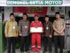 BAZNAS Kota Tangerang Salurkan Bantuan Z-Auto Rp18 Juta untuk Tiga Bengkel Motor