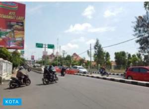Beton Pembatas Jalan Kota Baturaja Perlu Dikaji Ulang