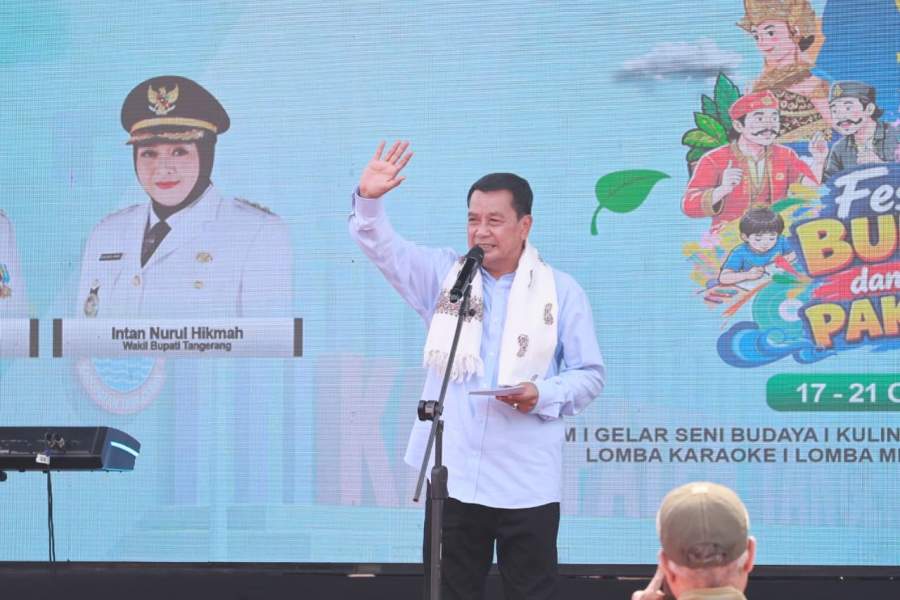 Bupati Tangerang Buka Festival Budaya Pakuhaji