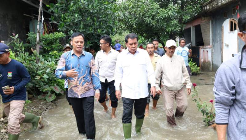Bupati Tangerang Tinjau Banjir di Perumahan Nuansa Mekarsari Rajeg