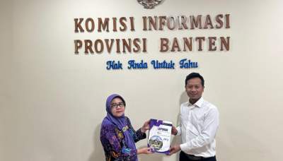Diskominfo Kabupaten Tangerang Serahkan Laporan PPID 2024 ke Komisi Informasi Banten