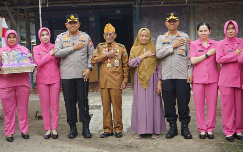 Polresta Tangerang Dan Bhayangkari Melakukan Hal Mengenang Jasa Pahlawan