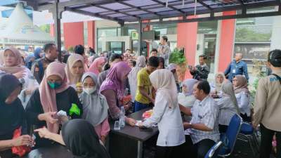 Disperindag Kabupaten Tangerang Gencar Gelar Warteksi Gemilang, Warga Serbu Sembako Murah Hingga Tiga Hari