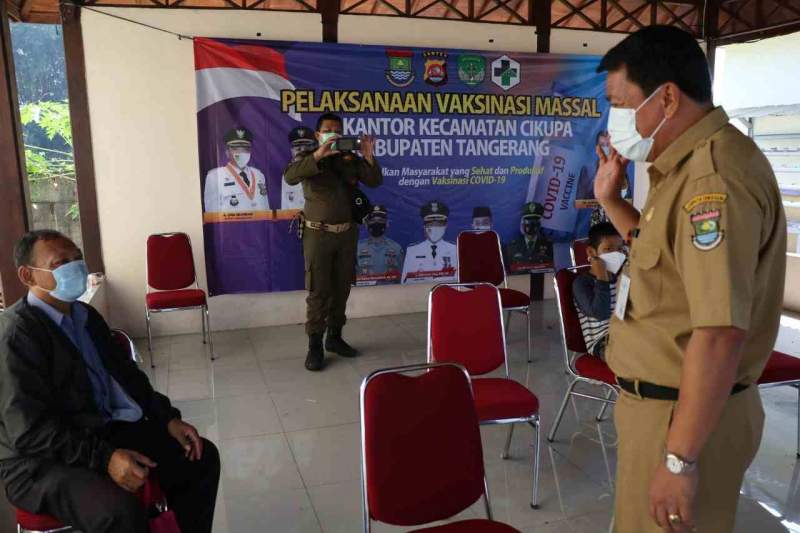Pemkab Tangerang Gelar Vaksinasi Massal, Sekda Monitoring Ke Wilayah Kecamatan
