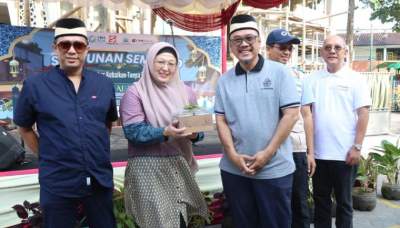 Wabup Intan Apresiasi Kegiatan Amaliyah Ramadan Masjid Jami Al-Ukhuwah