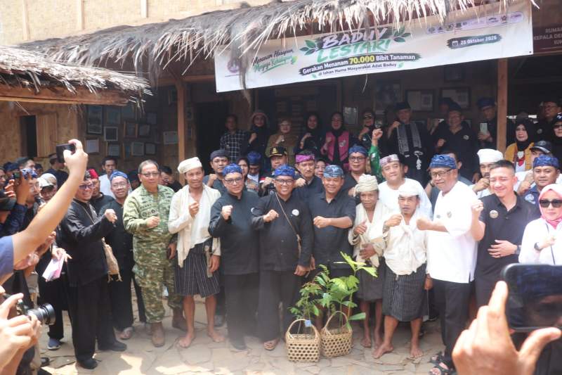 PUB Serahkan 70 Ribu Bibit Pohon untuk Baduy, Gerakan &ldquo;Baduy Lestari&rdquo; Libatkan Tokoh Banten