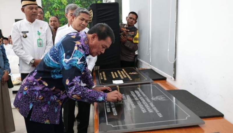 Tingkatkan Kualitas Pelayanan Publik, Bupati Tangerang Resmikan Empat Fasilitas Baru dan Tinjau Gerai Samsat di Tigaraksa
