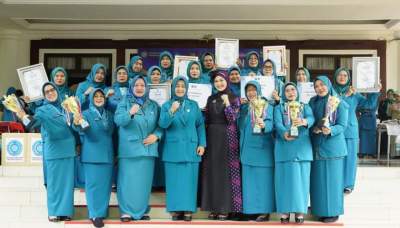 Kabupaten Tangerang Raih Juara Umum Lomba 10 Program Pokok PKK Tingkat Provinsi Banten 2026