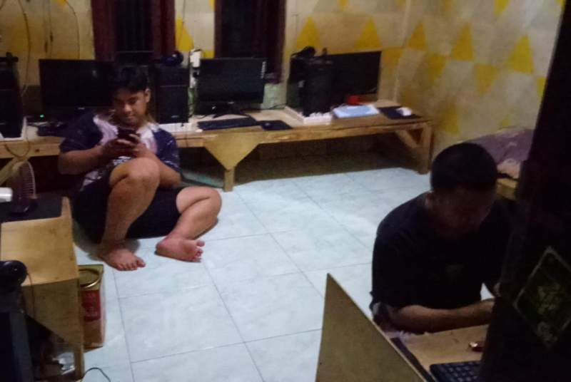 Warga Kampung Suka Maju Keluhkan Listrik Spaning, Sejumlah Peralatan Elektronik Rusak