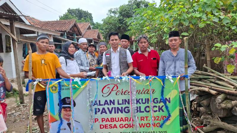 Dua Jalan Paving Blok di Desa Gorowong Diresmikan, Wujud Nyata Pemanfaatan DD untuk Peningkatan Infrastruktur Warga