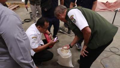 DPKP Kabupaten Tangerang dan Bulog Pastikan Kualitas Beras Bantuan Pangan di Gudang Cikande