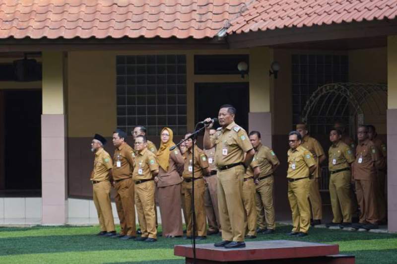 Sekda Ajak Pegawai Pemkot Tangerang Semarakkan Maulid Nabi Bersama Masyarakat